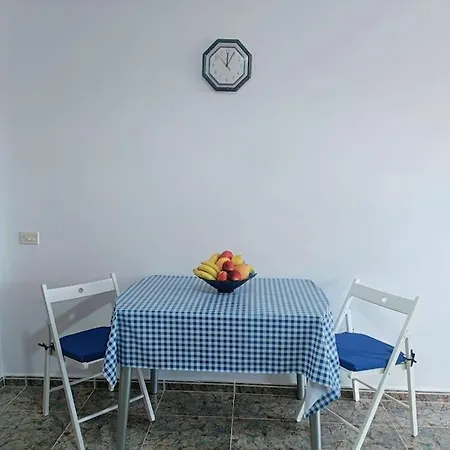 Happiness Apartament , Beach * 아리나가
