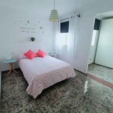 Happiness Apartament , Beach